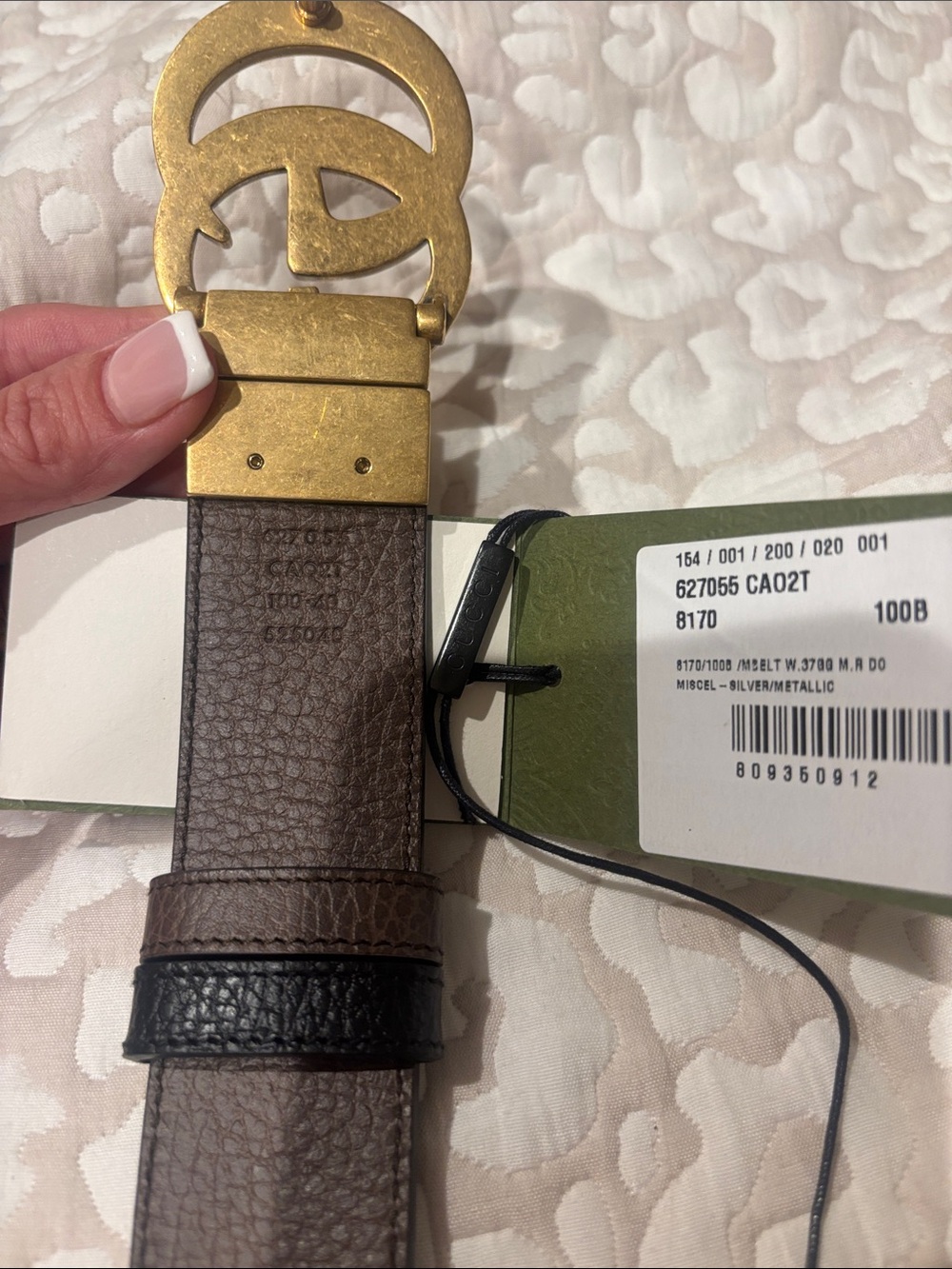 NWT Gucci  Reversible Pebbled Leather Belt with Gold Double GG Buckle - Picture 11 of 11